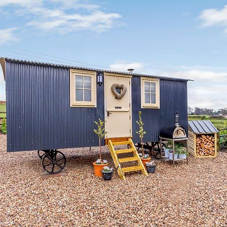 The Lambing Shed Villa Ryhill Luaran gambar