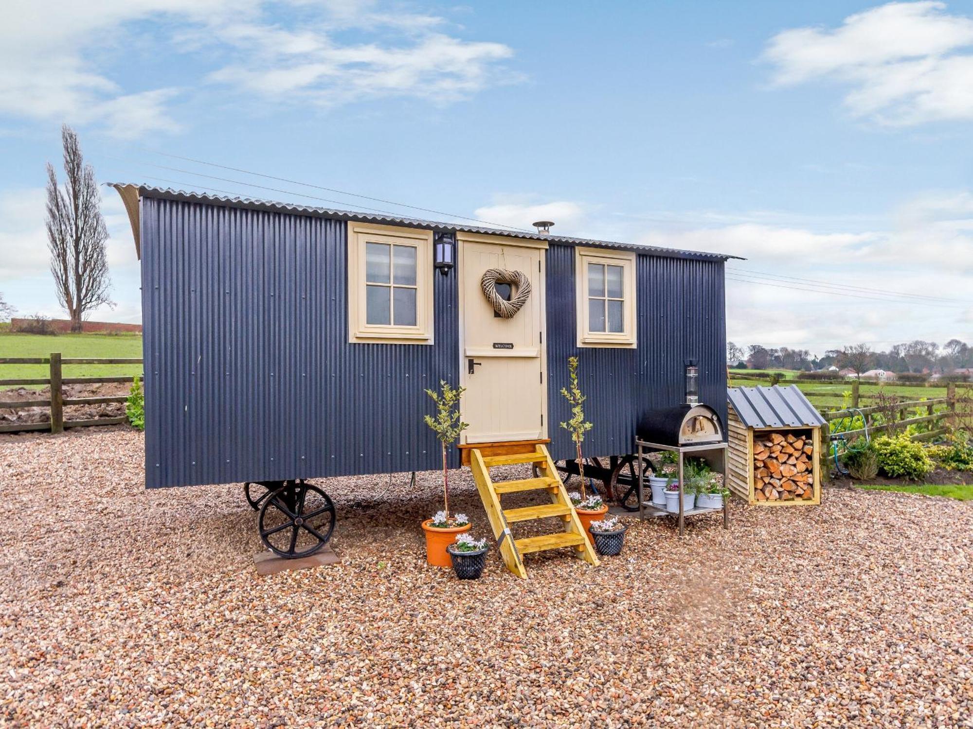 The Lambing Shed Villa Ryhill Luaran gambar
